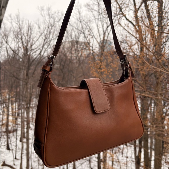 Vintage Coach Soho Flap Shoulder Bag | 7789 | 2005 | Hangtag | GUC - Picture 2 of 16